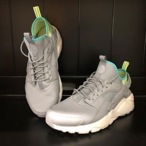 NIKE MENS AIR HUARACHE RUN ULTRA SE RUNNING SHOES